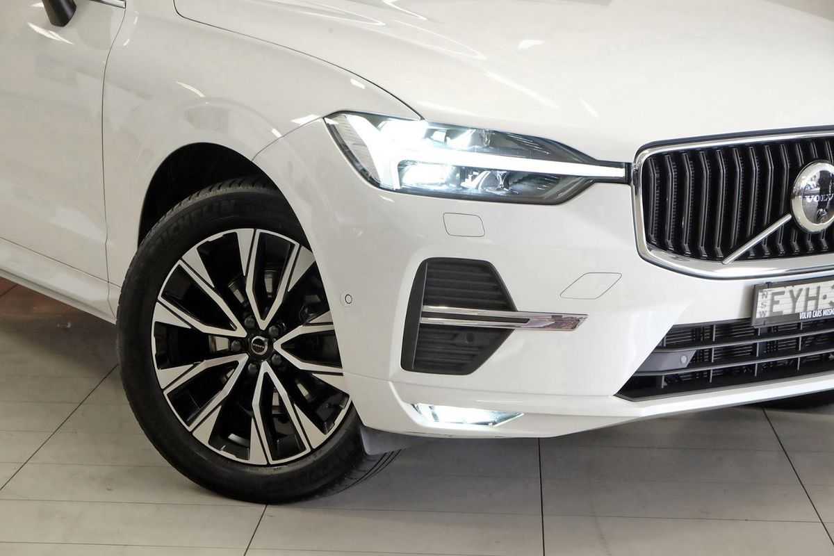 2022 Volvo XC60 Plus B5 image 6