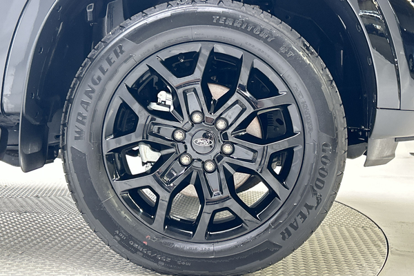 2025 Ford Everest Sport 3.0L thumb-9