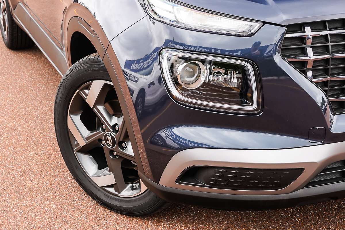 2024 Hyundai Venue Elite QX.V5