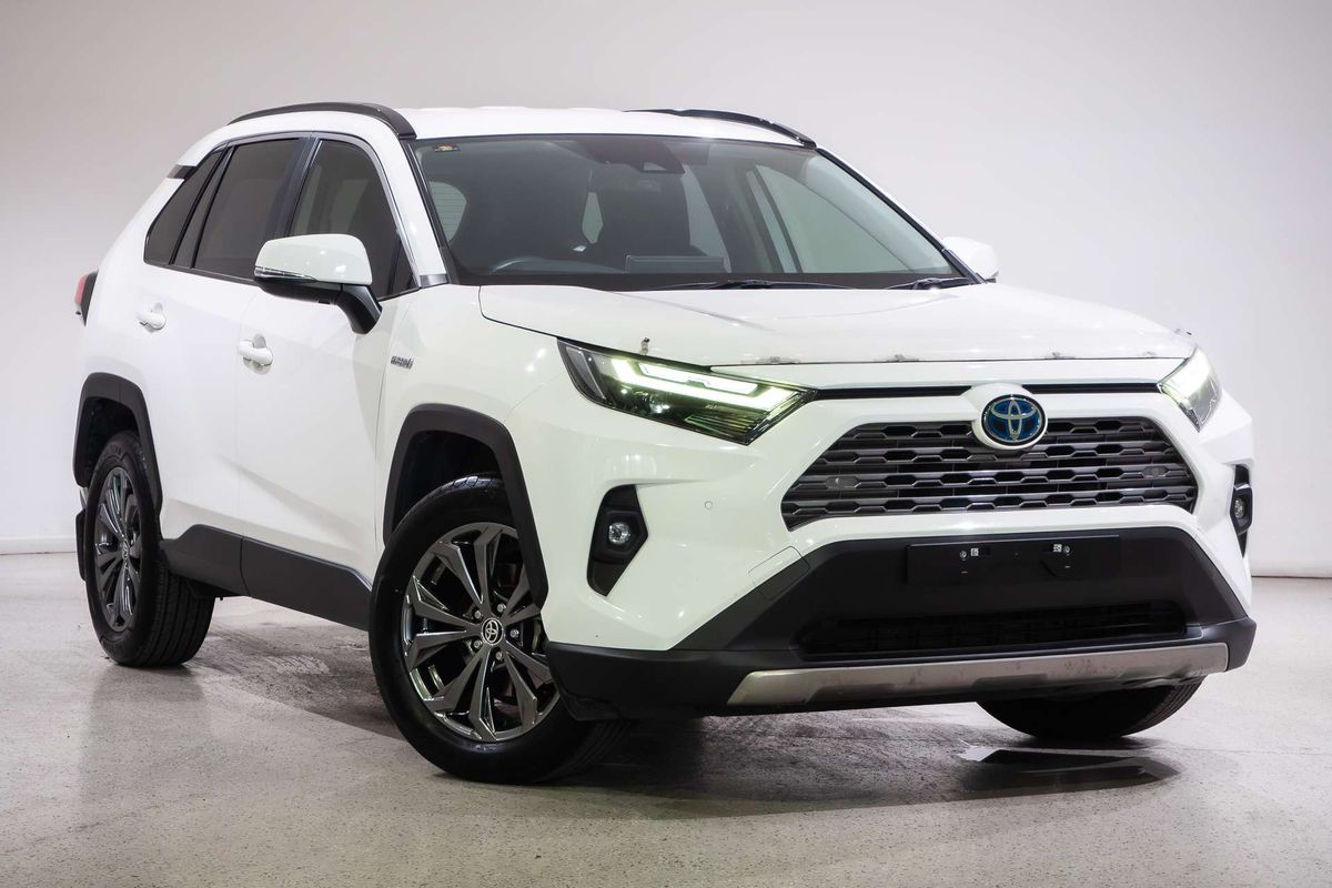 2024 Toyota RAV4 GXL AXAH54R