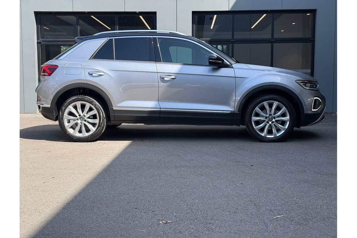 2022 Volkswagen T-Roc 110TSI Style D11