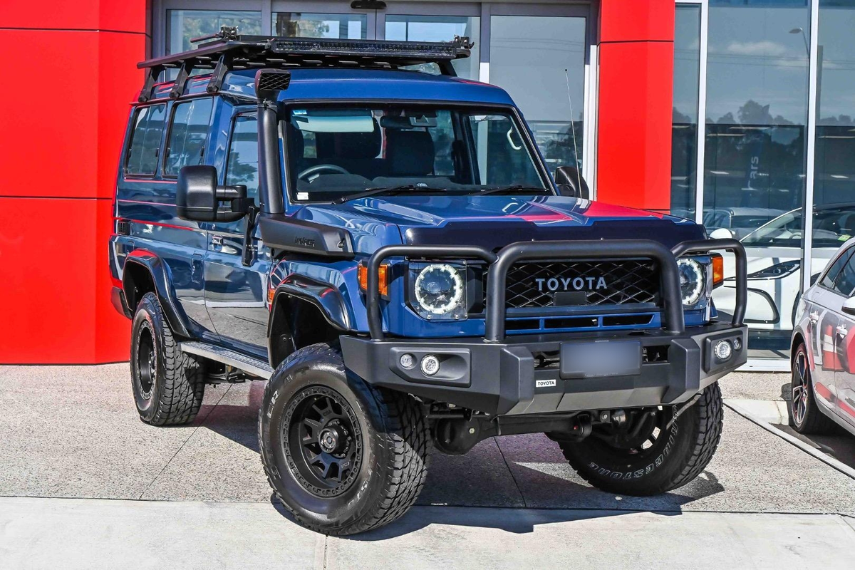 2025 Toyota Landcruiser GXL Troopcarrier GDJL78R