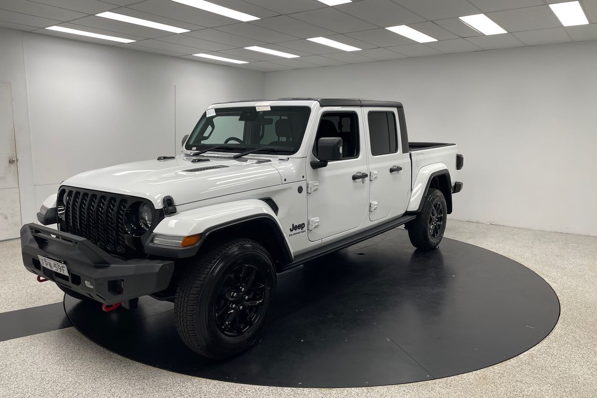 2023 Jeep Gladiator Night Eagle JT 4X4
