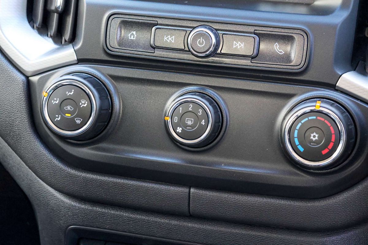 2020 Holden Colorado LS RG 4X4 image 34