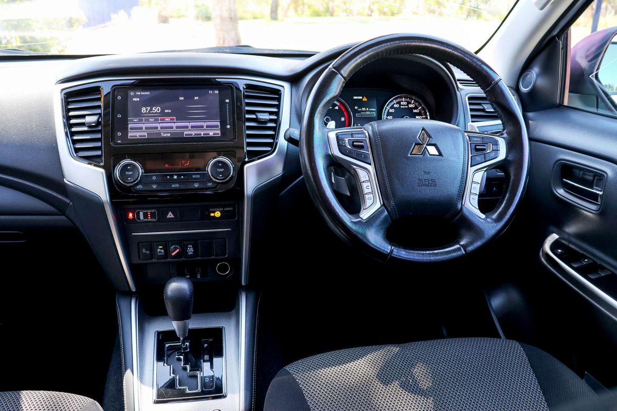 2021 Mitsubishi Triton GLS MR 4X4 image 16