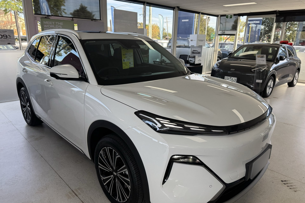 2026 Geely Starray EM-i Inspire P145