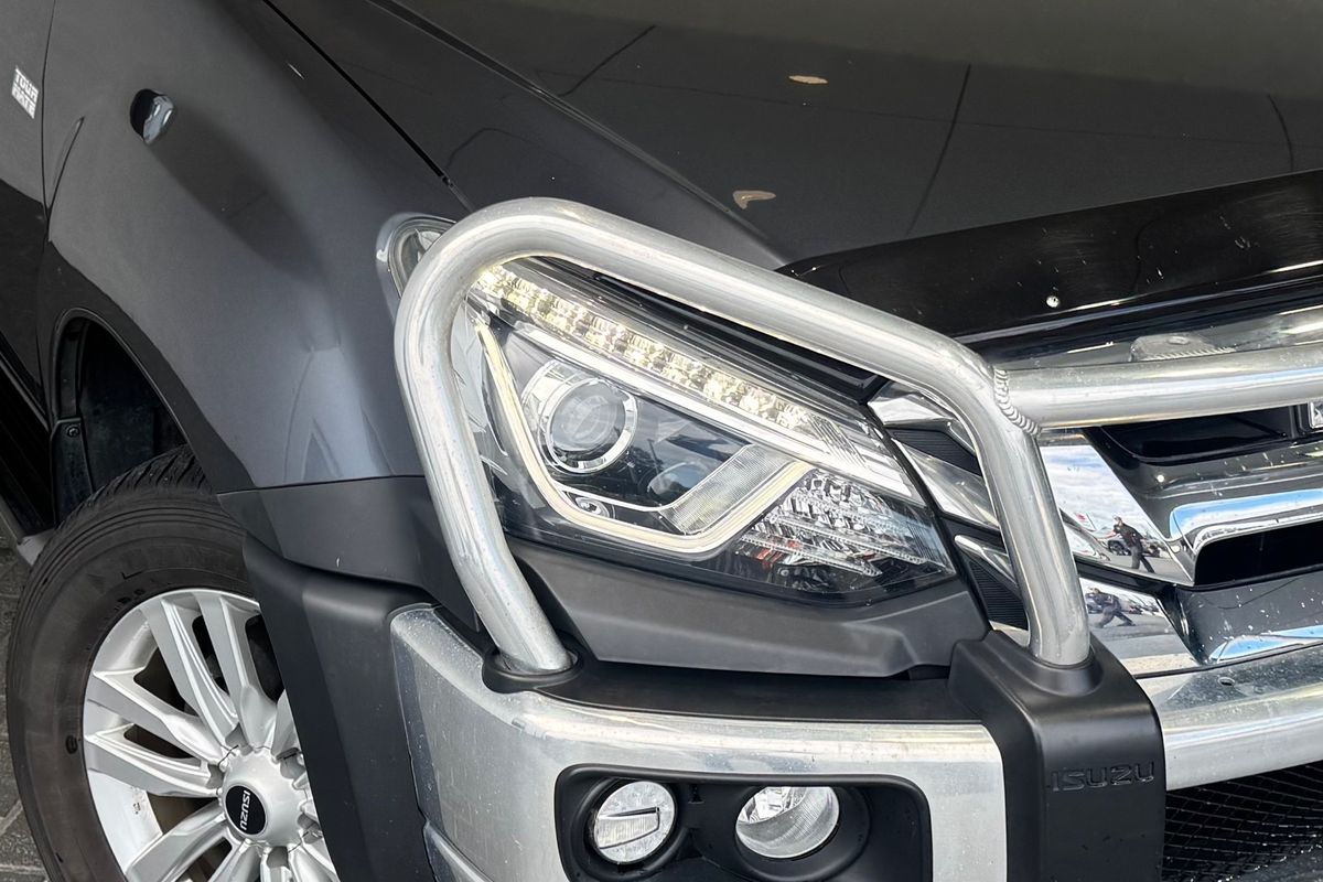 2017 Isuzu MU-X LS-U (4x4) UC MY17