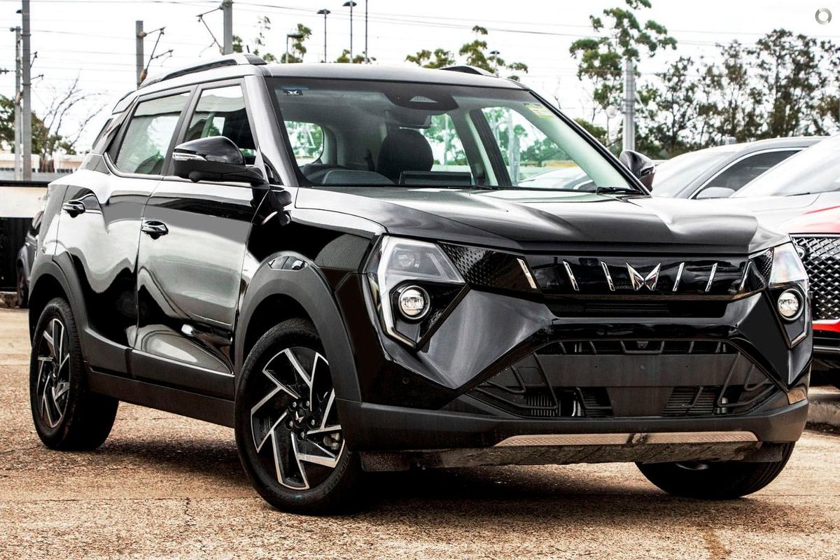 2025 Mahindra XUV3X