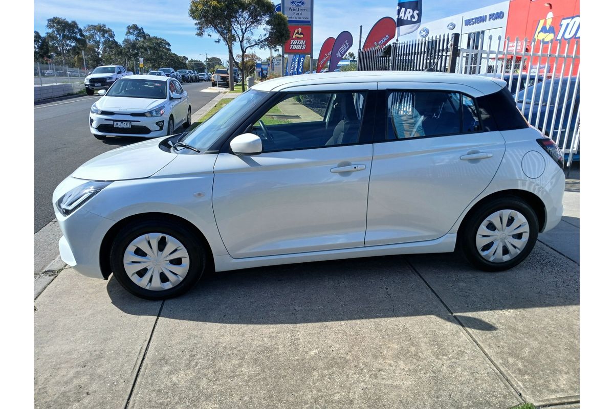2025 Suzuki Swift Hybrid UZ image 4