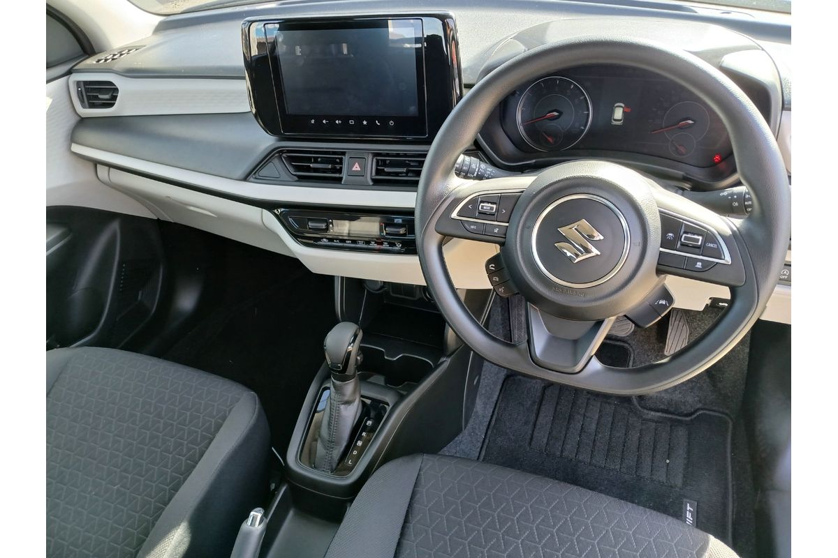 2025 Suzuki Swift Hybrid UZ image 11