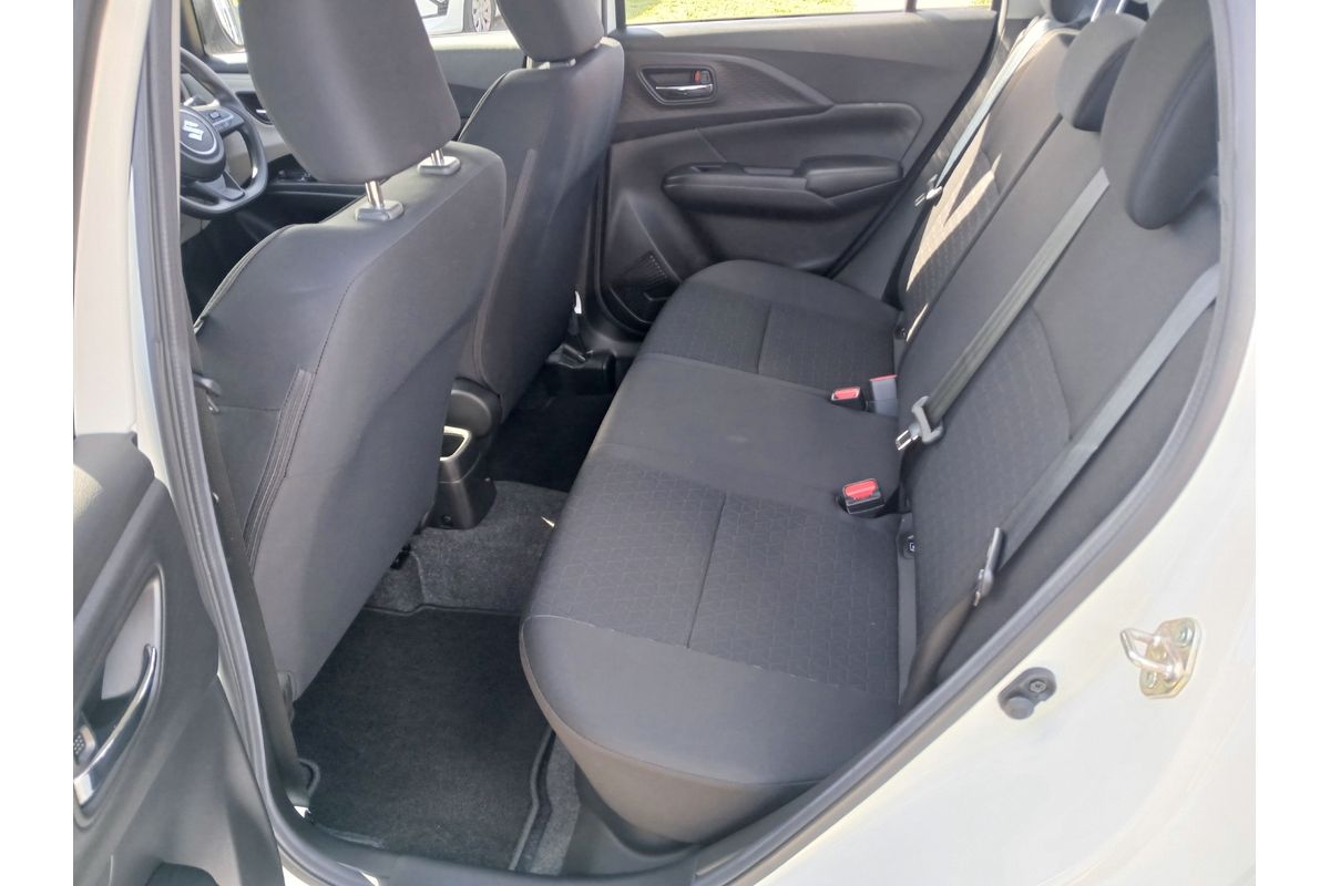 2025 Suzuki Swift Hybrid UZ image 14