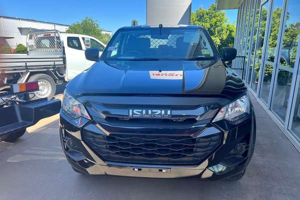 2026 Isuzu D-MAX SX 4X4