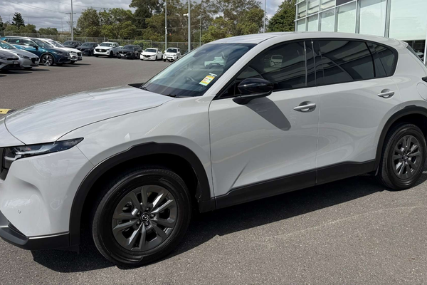 2026 Mazda CX-5 G25 Pure KM Series thumb-3