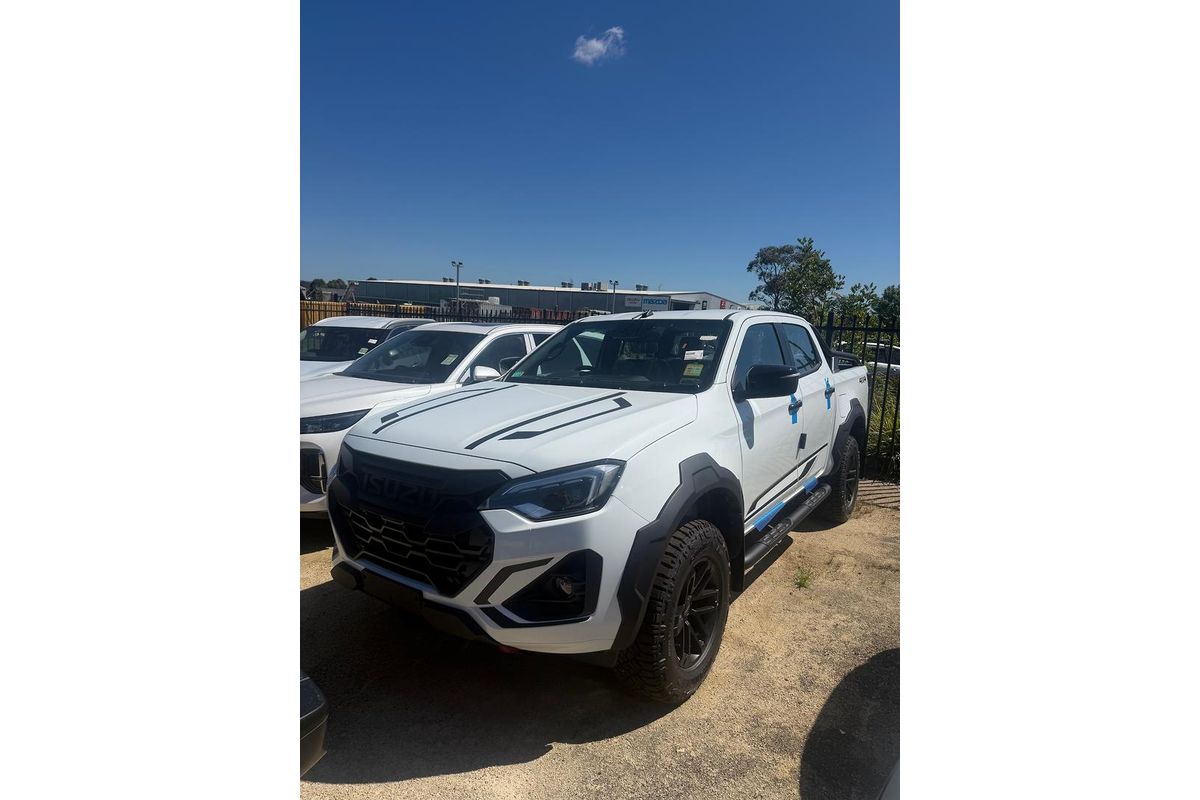 2026 Isuzu D-MAX BLADE 4X4