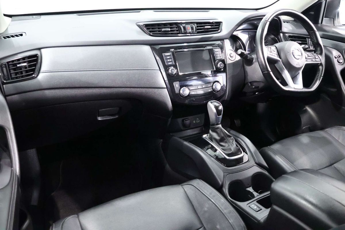 2021 Nissan X-TRAIL ST-L T32