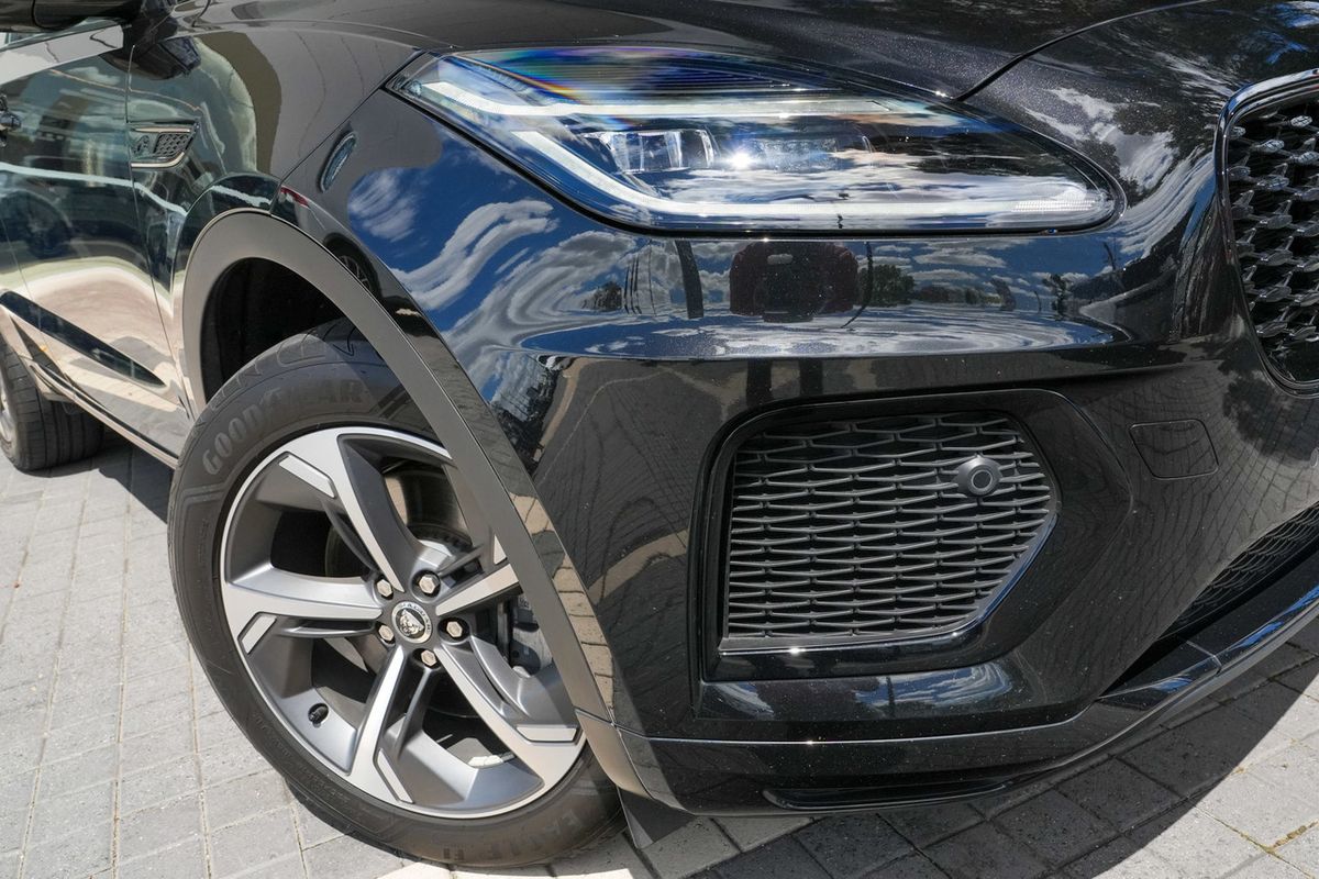 2024 Jaguar E-PACE P250 R-Dynamic SE X540