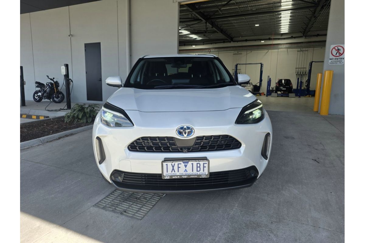 2022 Toyota Yaris Cross GXL MXPJ10R image 2