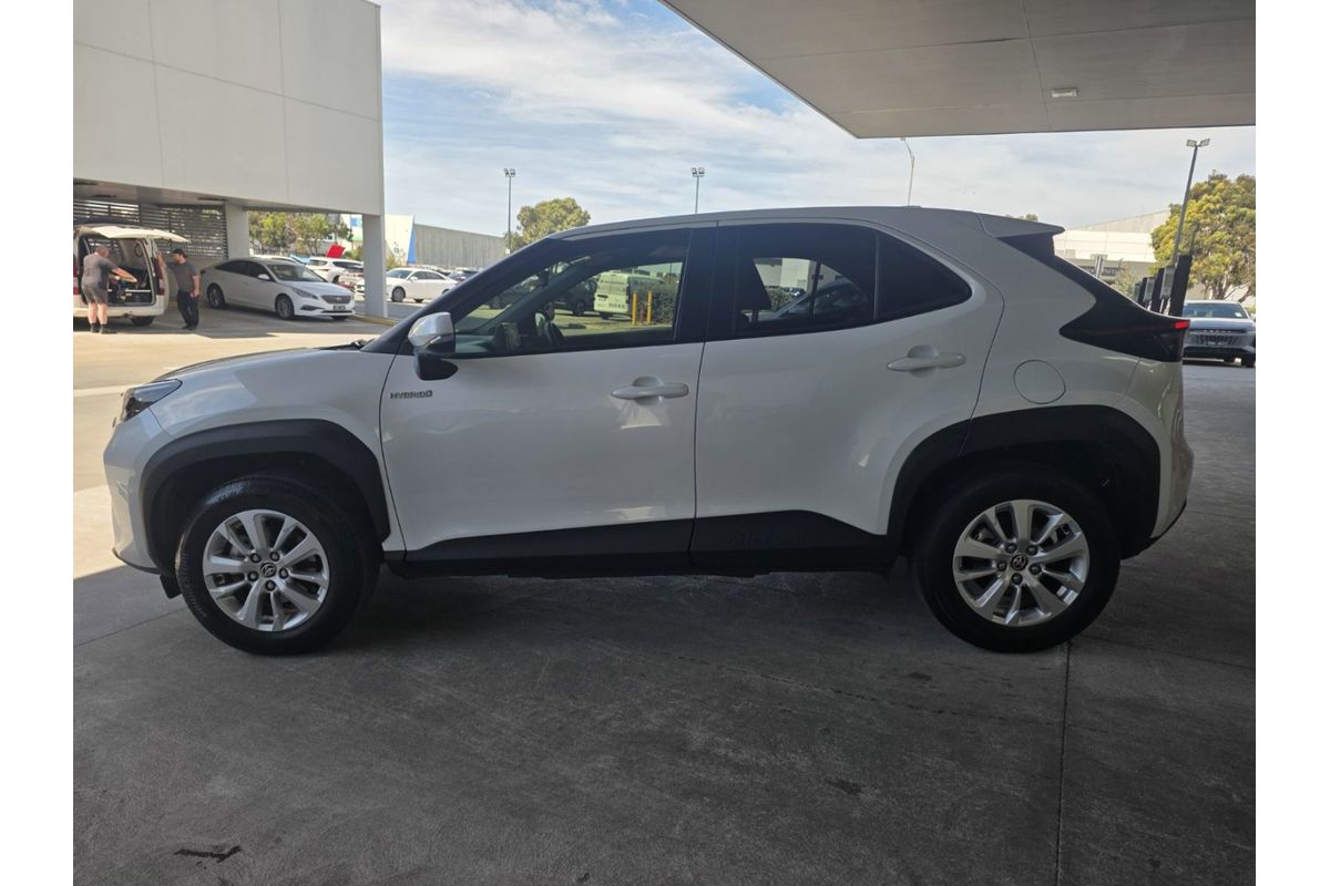 2022 Toyota Yaris Cross GXL MXPJ10R image 4