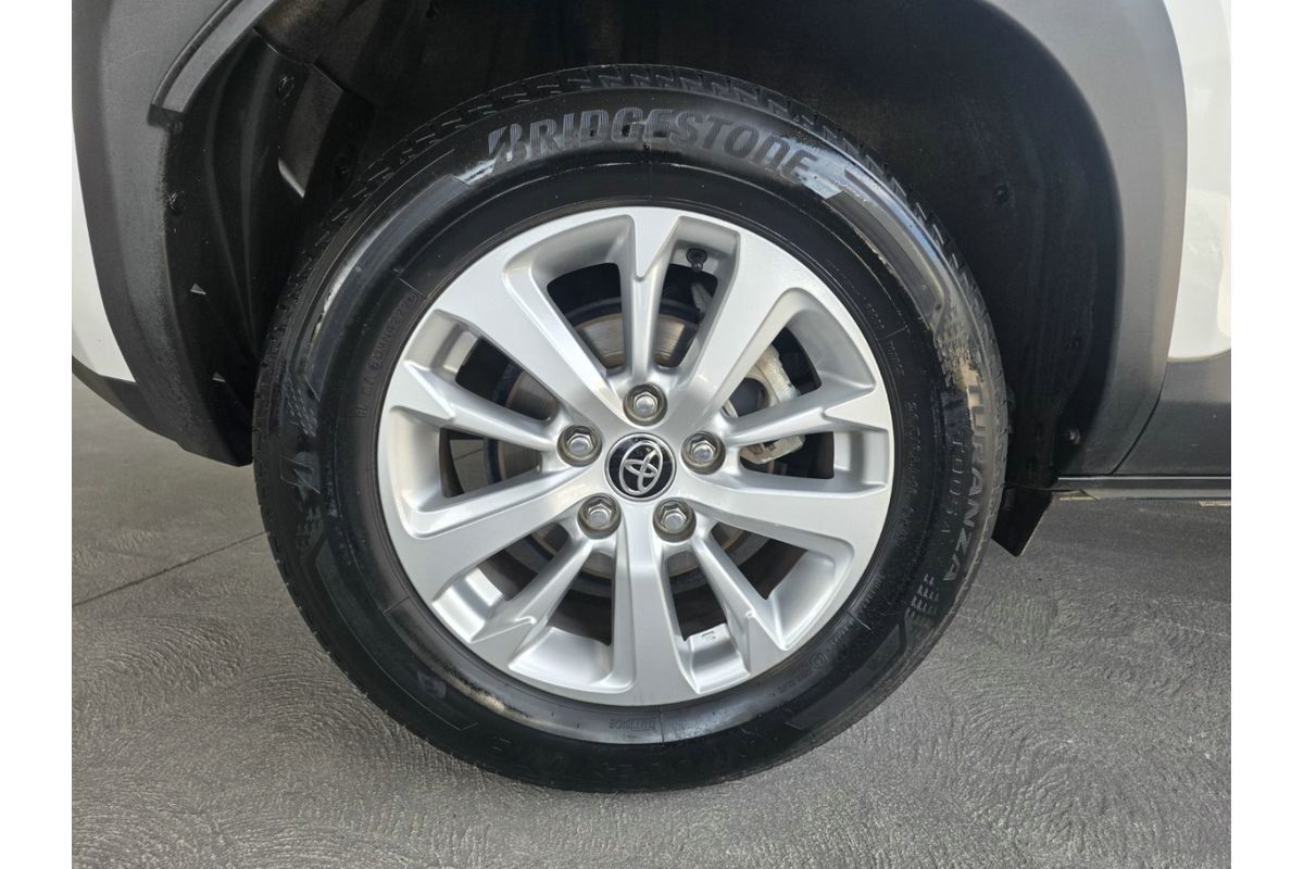 2022 Toyota Yaris Cross GXL MXPJ10R image 9