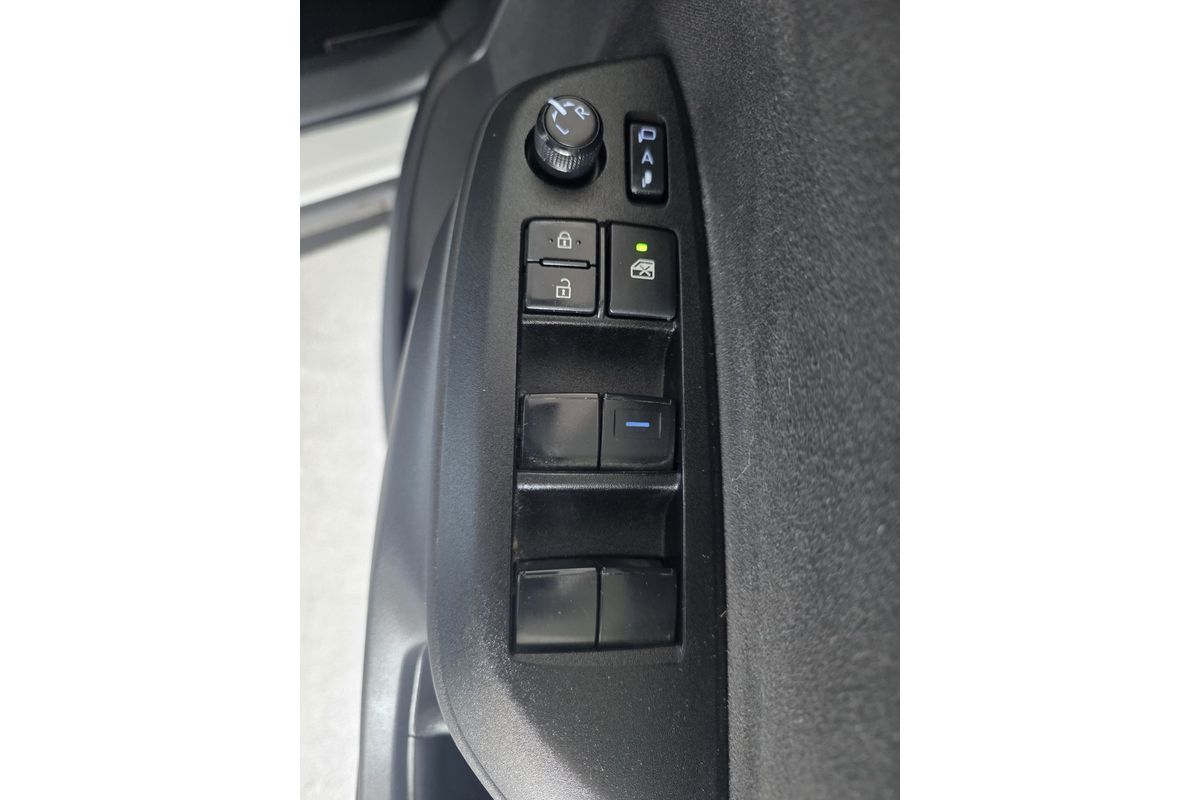 2022 Toyota Yaris Cross GXL MXPJ10R image 16