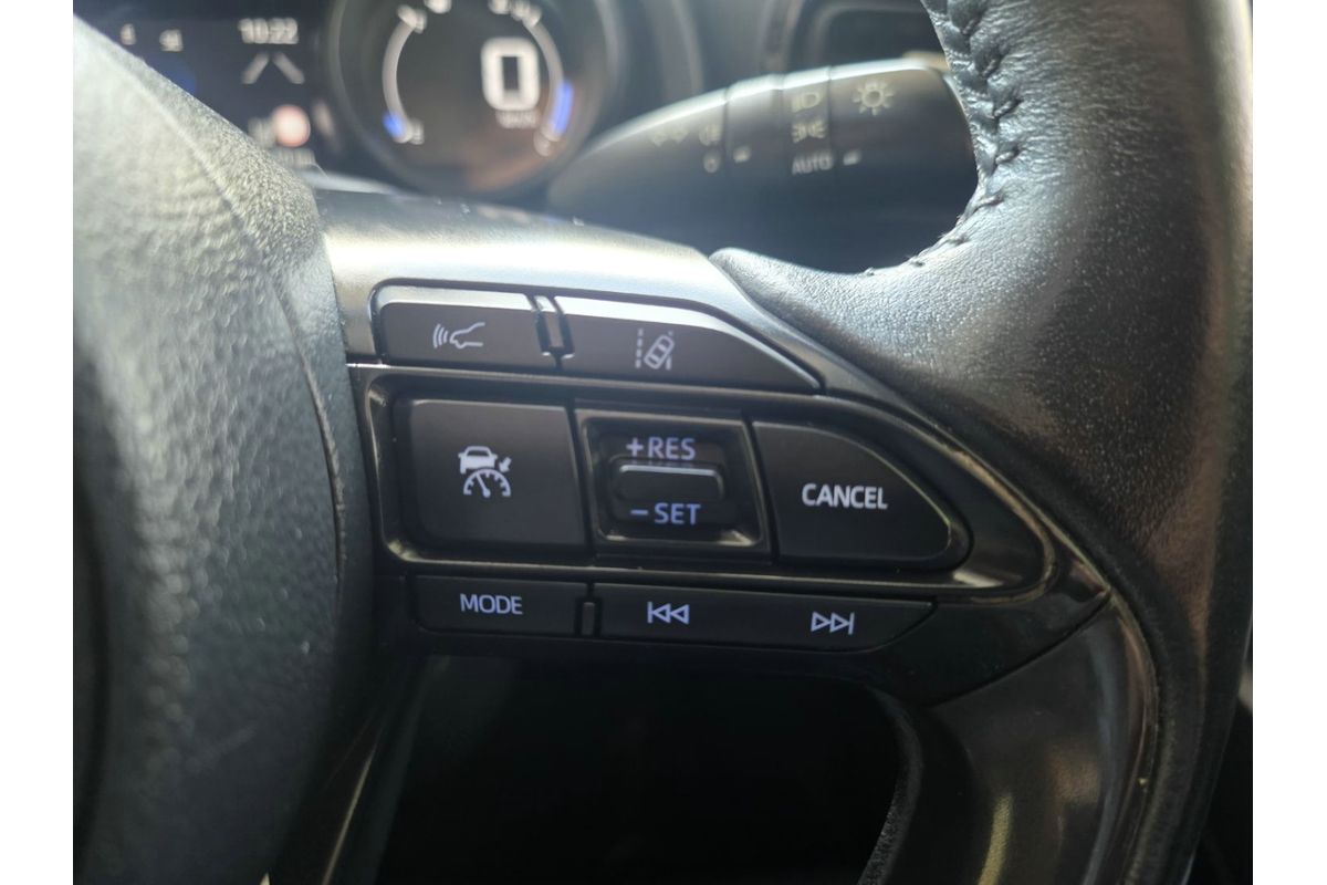 2022 Toyota Yaris Cross GXL MXPJ10R image 18