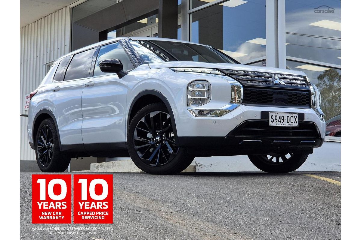 2024 Mitsubishi Outlander Black Edition ZM