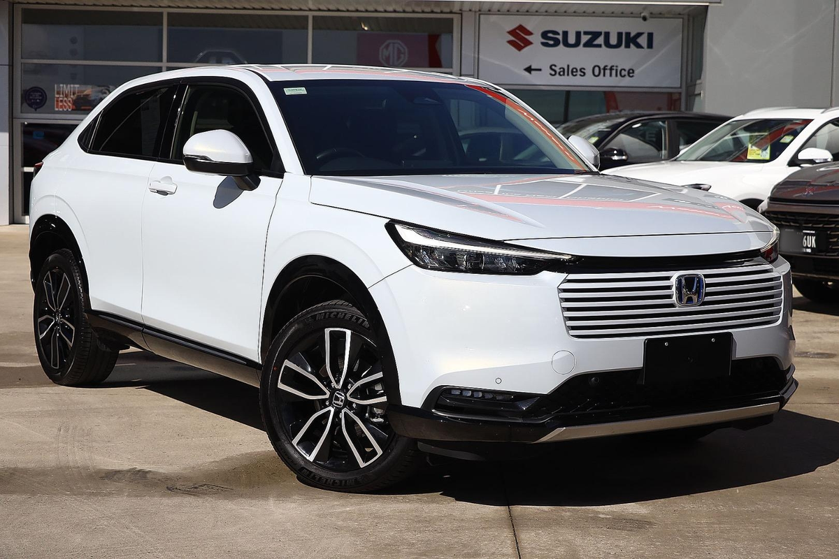 2024 Honda HR-V e:HEV X