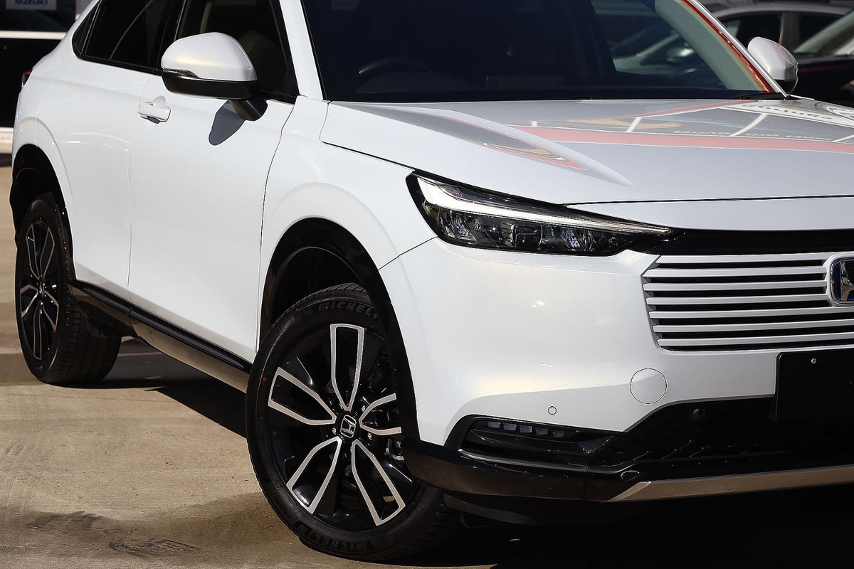 2024 Honda HR-V e:HEV X