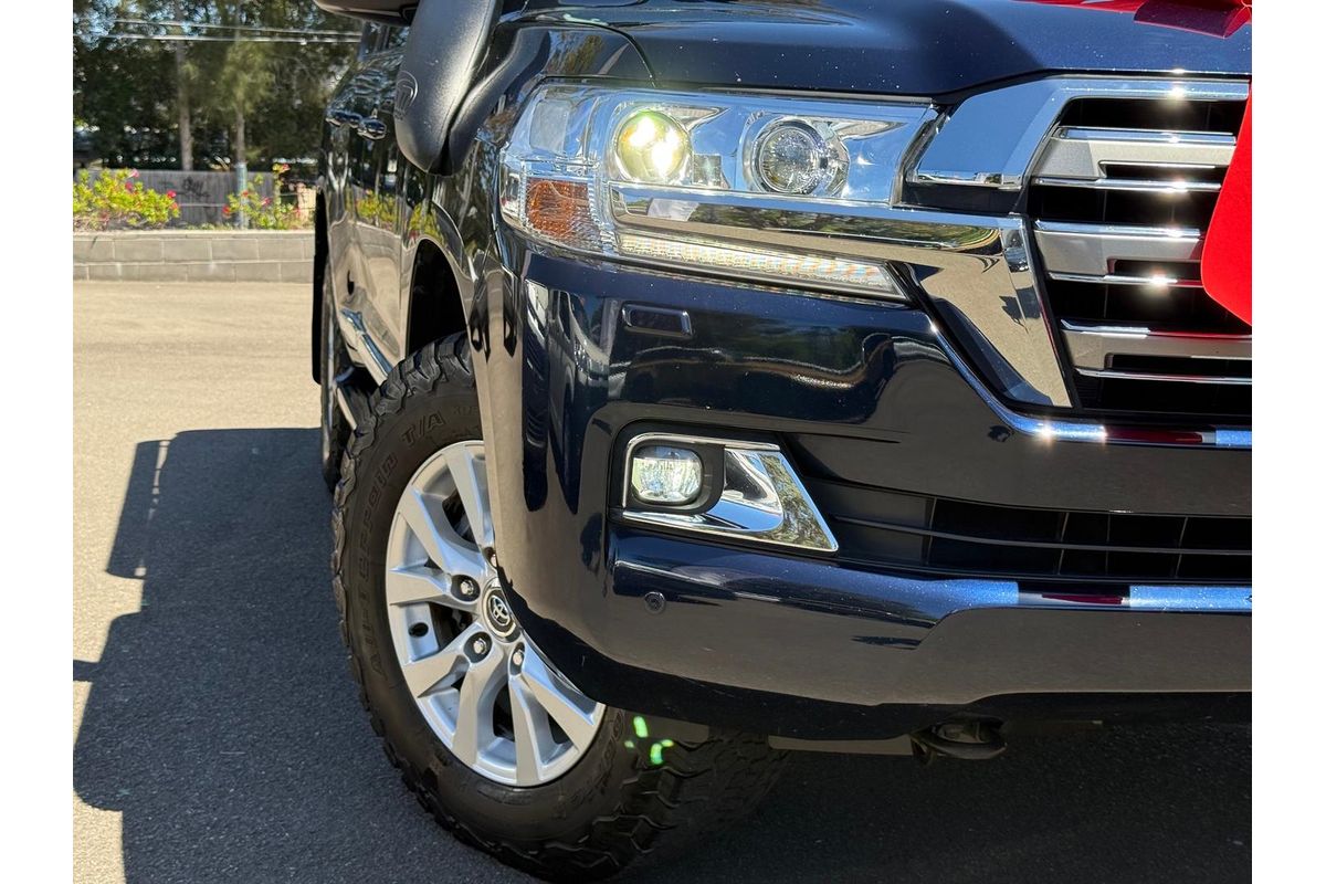 2018 Toyota Landcruiser Sahara VDJ200R