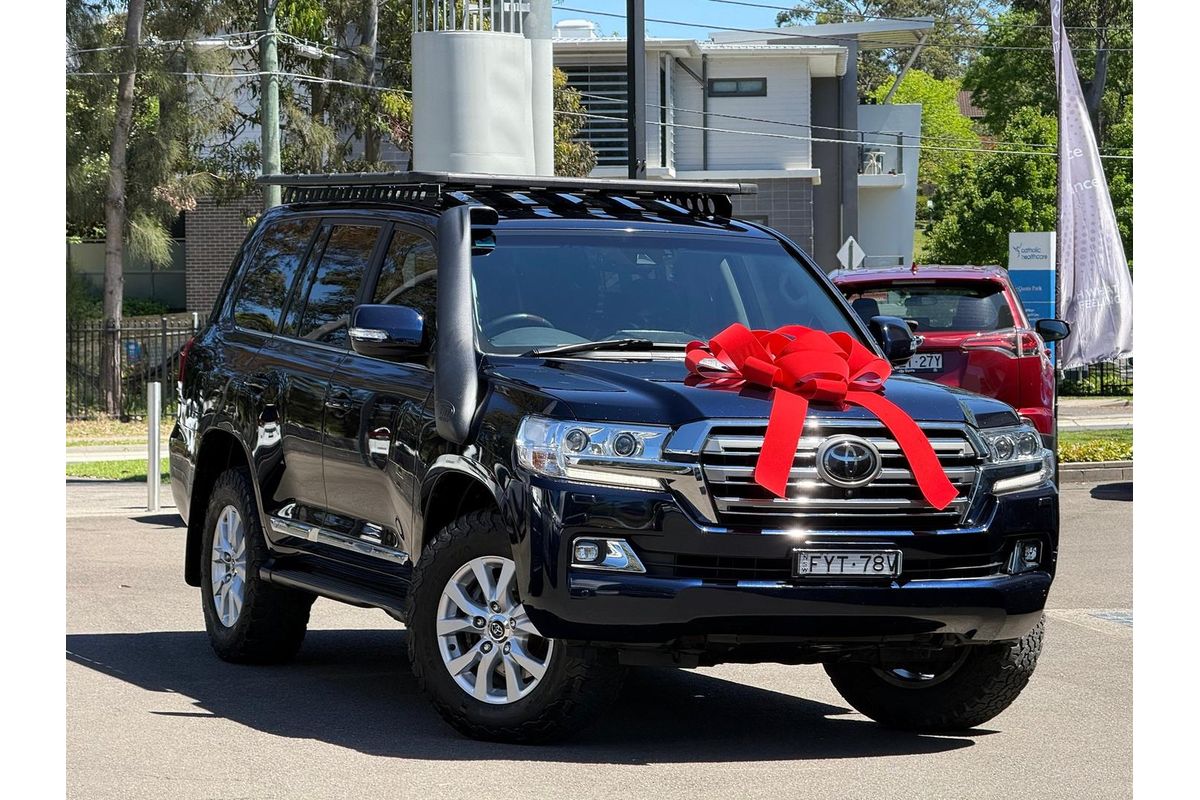 2018 Toyota Landcruiser Sahara VDJ200R