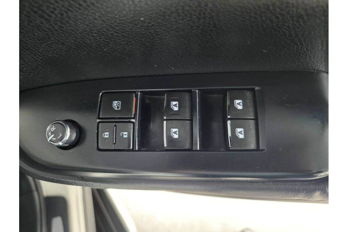 2014 Toyota Kluger Grande GSU55R image 21