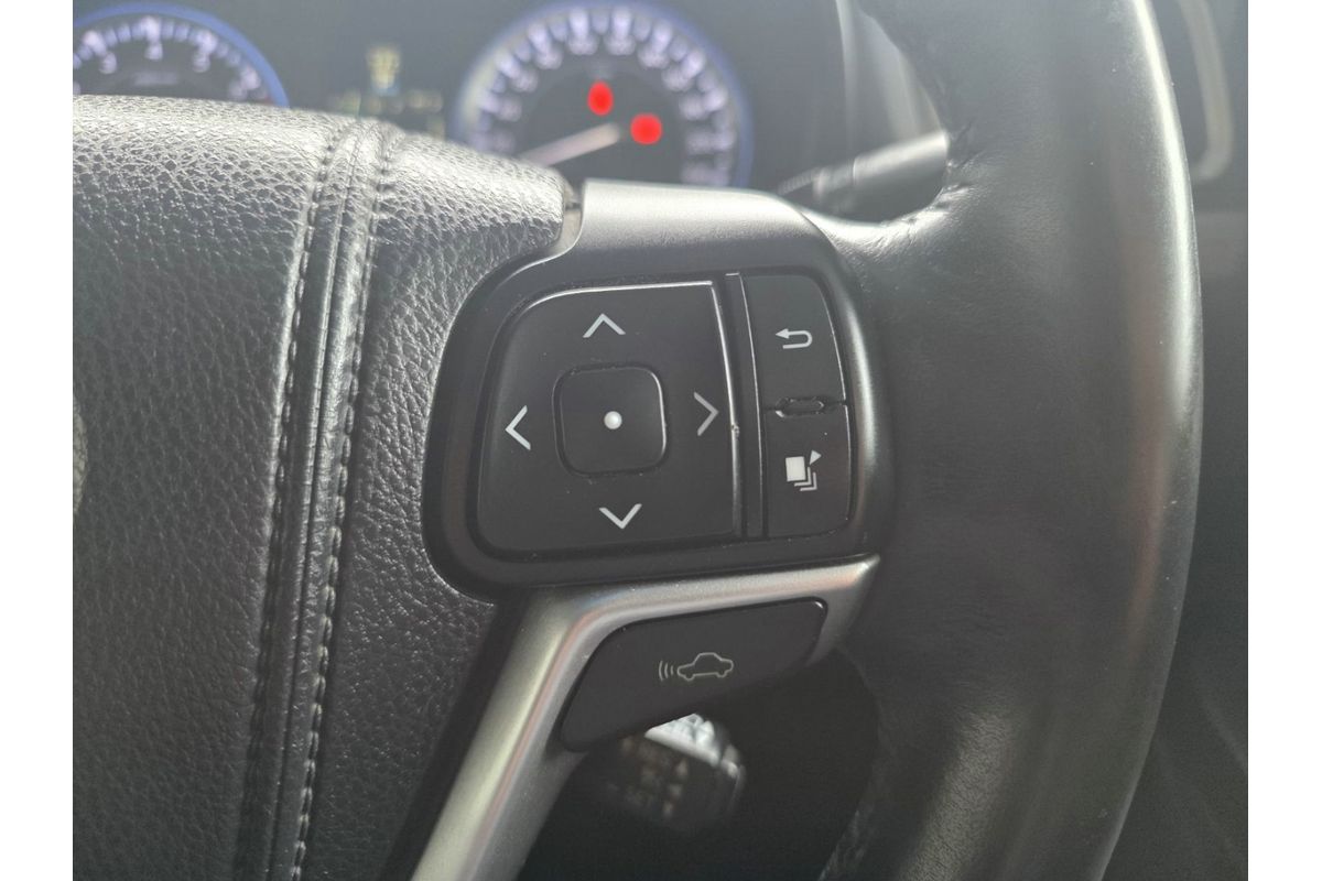 2014 Toyota Kluger Grande GSU55R image 23