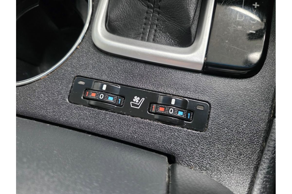 2014 Toyota Kluger Grande GSU55R image 28