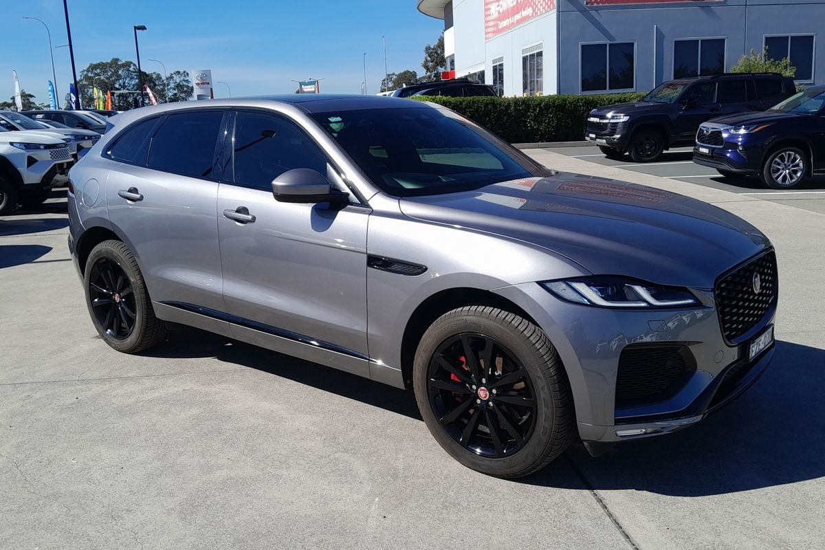 2023 Jaguar F-PACE P250 R-Dynamic SE X761