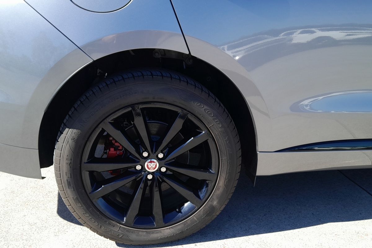 2023 Jaguar F-PACE P250 R-Dynamic SE X761