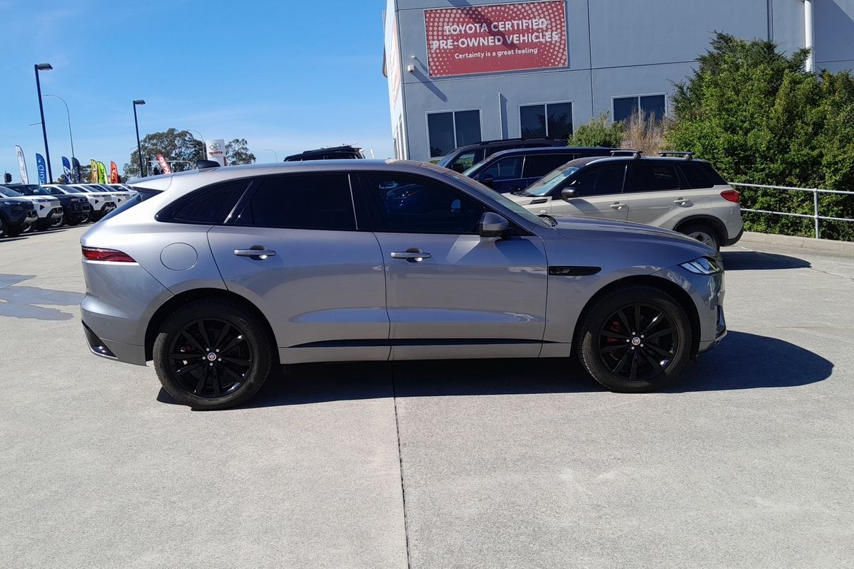 2023 Jaguar F-PACE P250 R-Dynamic SE X761