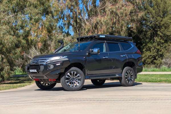 2022 Mitsubishi Pajero Sport GLS QF