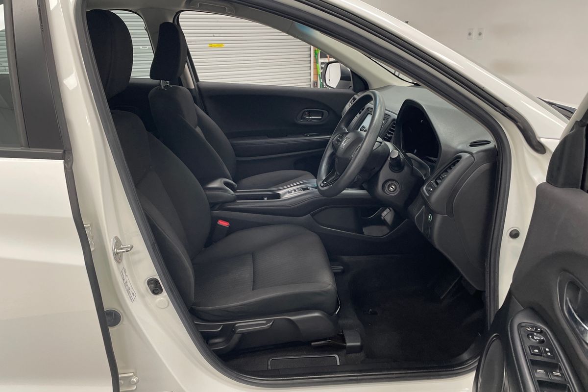 2017 Honda HR-V VTi