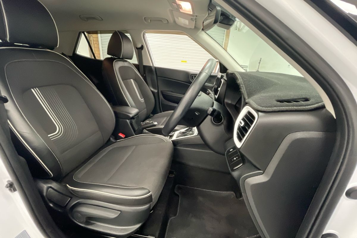 2023 Hyundai Venue QX.V5