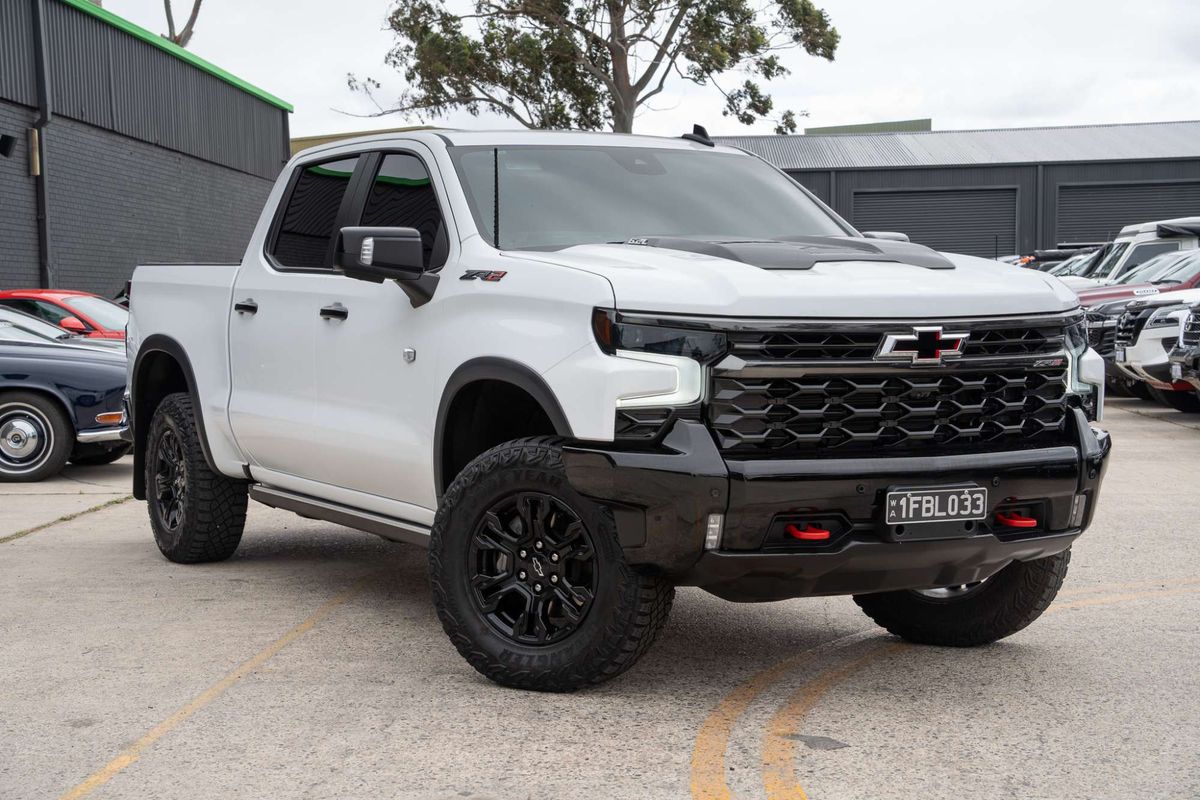 2025 Chevrolet Silverado 1500 LTZ Premium W/Tech Pack T1 4X4