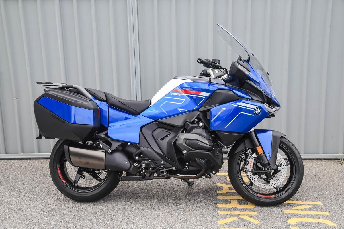 2026 BMW R 1300 RT Impulse R 1300