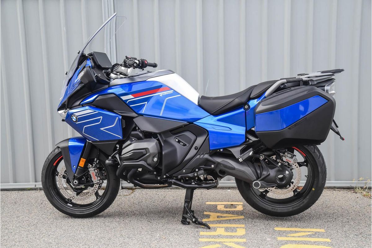 2026 BMW R 1300 RT Impulse R 1300