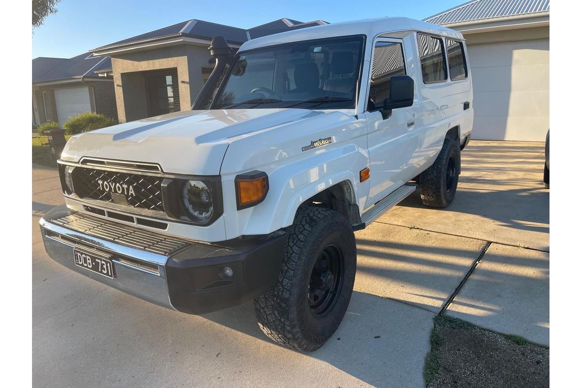 2024 Toyota Landcruiser GXL Troopcarrier GDJL78R