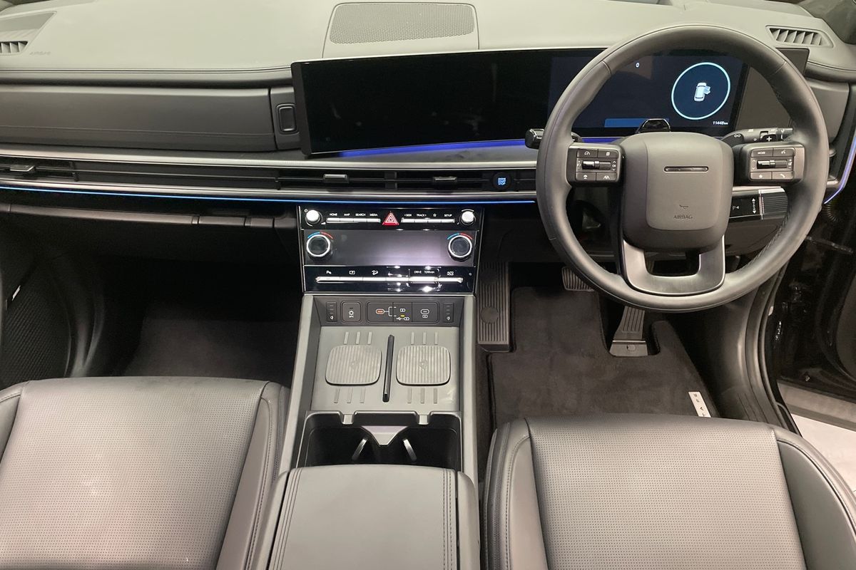 2025 Hyundai Santa Fe Calligraphy MX5.V1