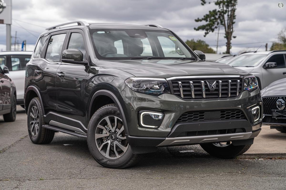 2025 Mahindra Scorpio Z8L+