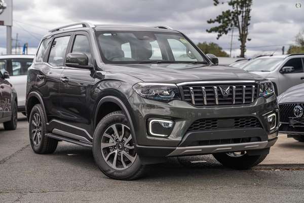 2025 Mahindra Scorpio Z8L+
