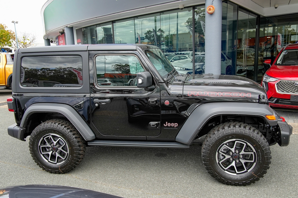 2026 Jeep Wrangler Rubicon JL thumb-4