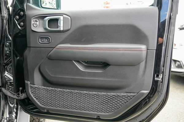 2026 Jeep Wrangler Rubicon JL thumb-14