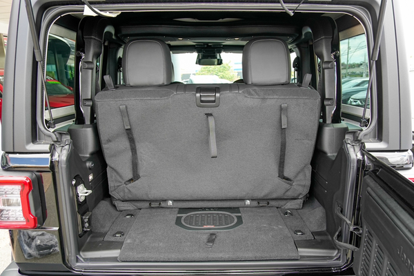 2026 Jeep Wrangler Rubicon JL thumb-16