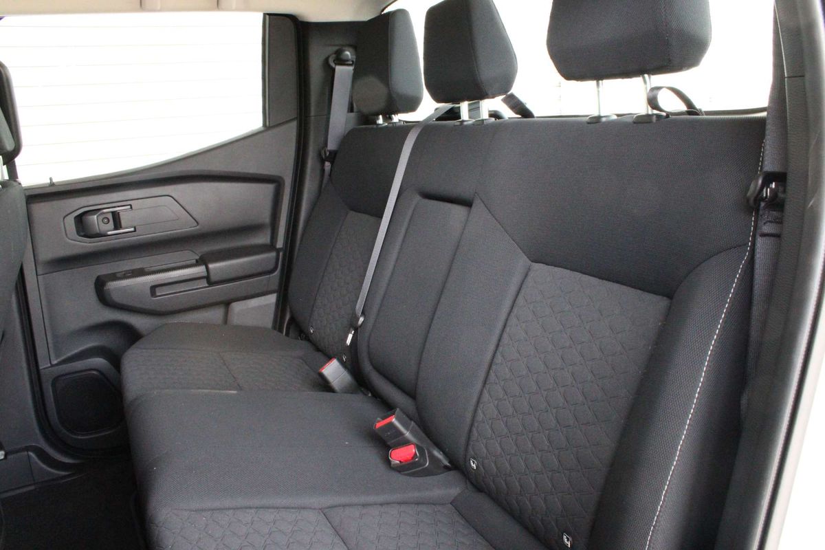 2025 Nissan Navara SL D23 4X4